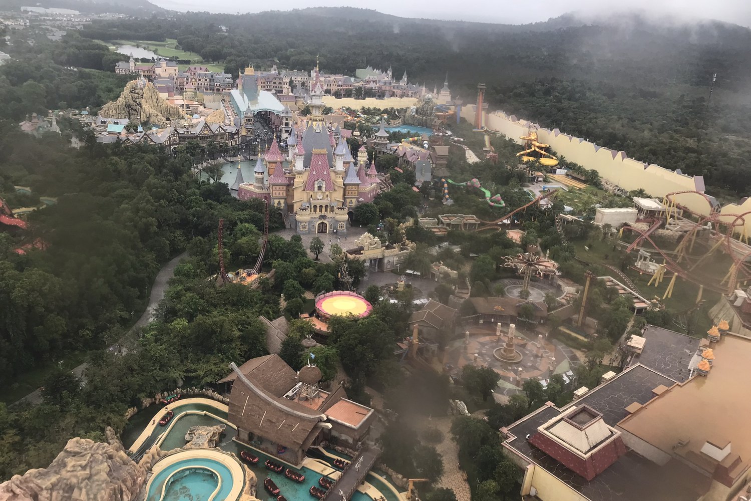 富國島 VinWonders 樂園摩天輪景色