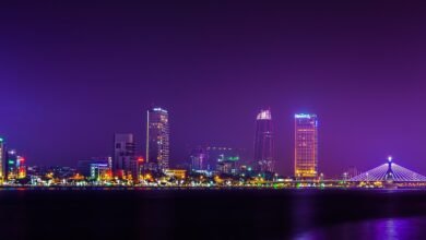 峴港韓江夜晚城市天際線